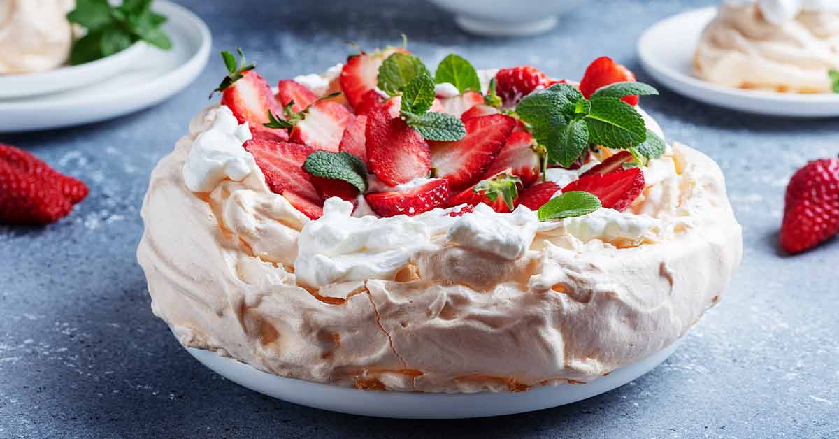 Pavlova De Frutas Vermelhas | Cozinha AZ